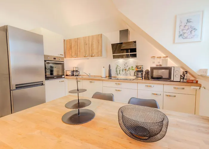 Rheinsteig 度假居 *