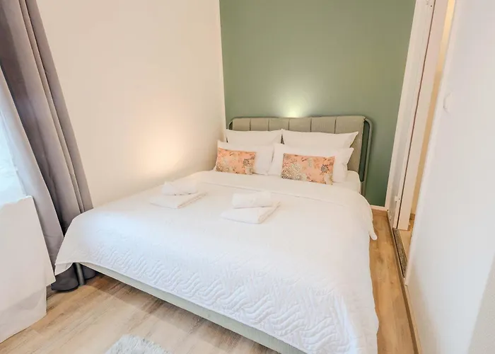 Rheinsteig 度假居 本多夫